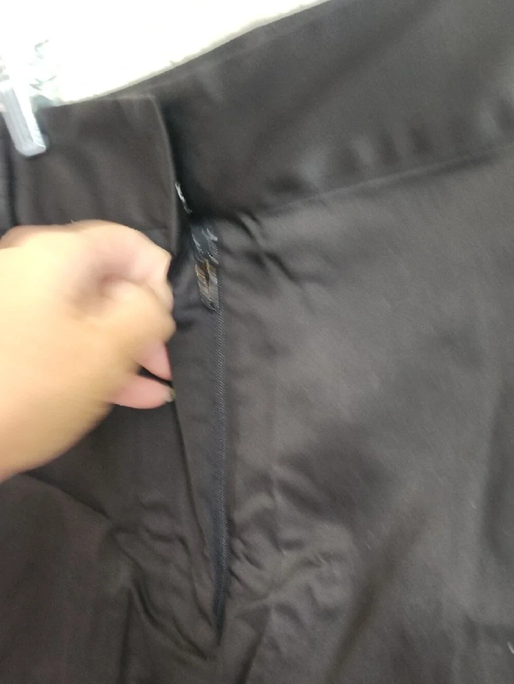 DANIELLE BERNSTEIN Black High-Rise Dress Shorts - Picture 3 of 5